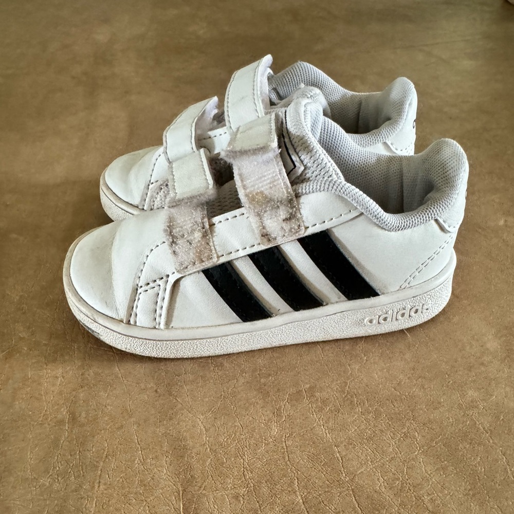 Toddler Boy Adidas size 6